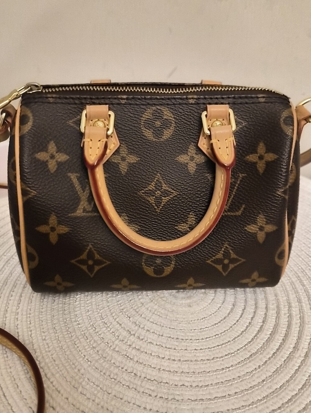 Louis Vuitton Nano Speedy Monogram Crossbody - Picture 3 of 14